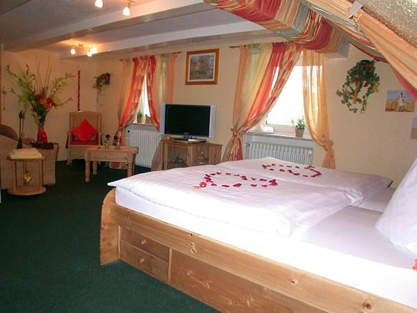 Hotel "Untere Muehle" Schwabmuhlhausen エクステリア 写真