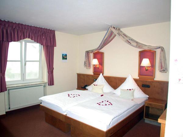 Hotel "Untere Muehle" Schwabmuhlhausen エクステリア 写真
